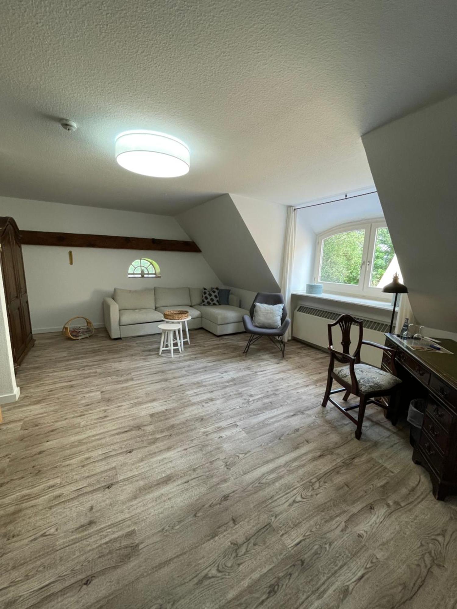 Hotel Gut Schoeneworth Freiburg  Экстерьер фото